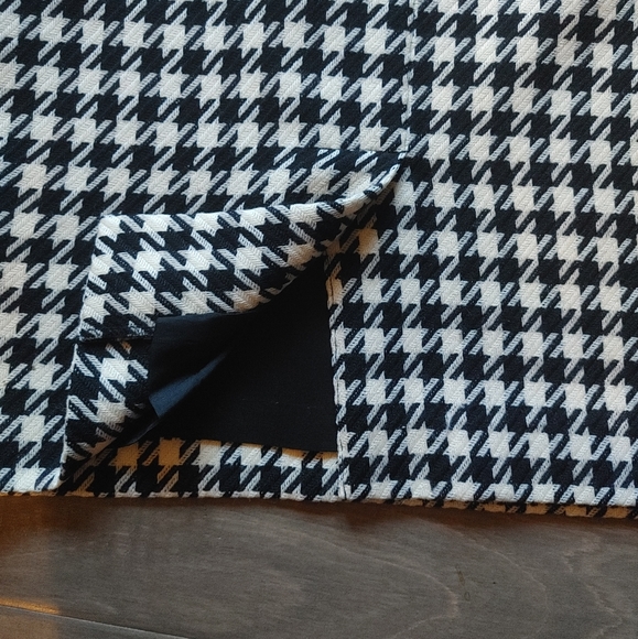 Vintage Houndstooth Pencil Skirt - Picture 4 of 6